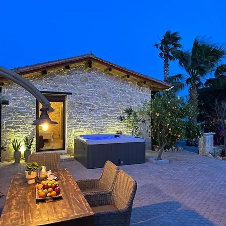 Appartamento Aspasia With Private Jacuzzi - Oasis